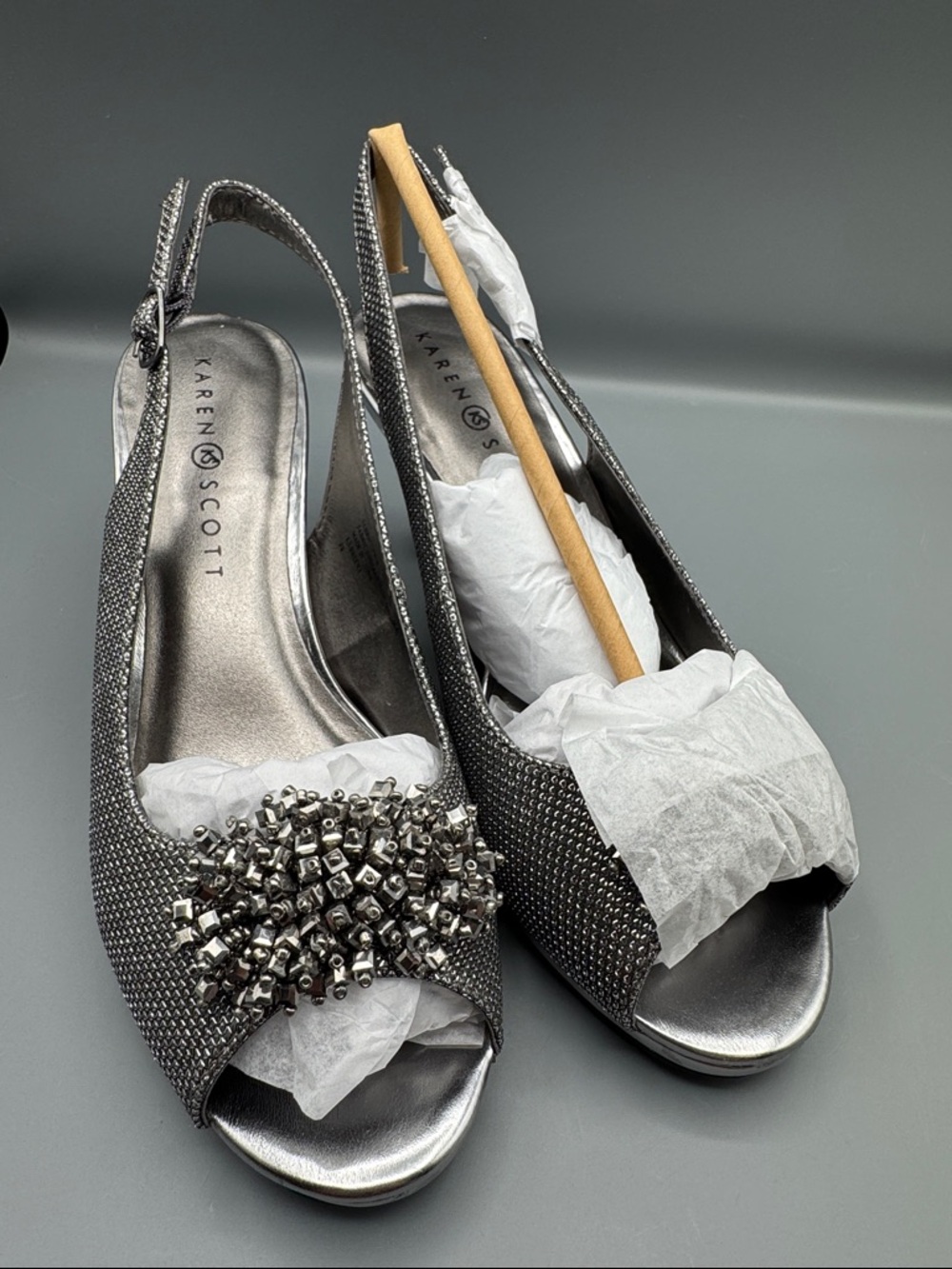 Karen Scott Womens Breena Shimmer Open Toe Heel Sandals